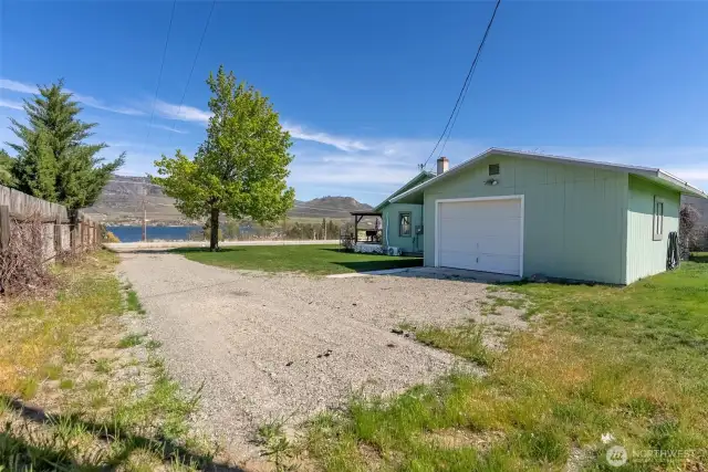 Driveway to Garage