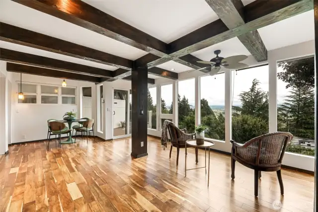Beautiful flooring and open space