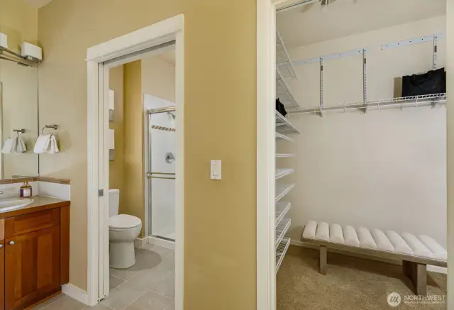 Bath & Walk-in closet
