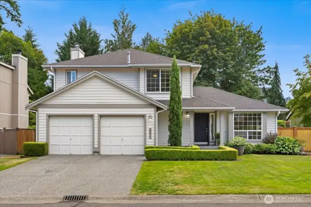 Welcome home to Casa Bella where serenity is found amongst sun-drenched spaces & lush gardens, tucked into a peaceful cul-de-sac in Maple Valley's Wilderness Estates community. 2 car garage, and fully fenced!
