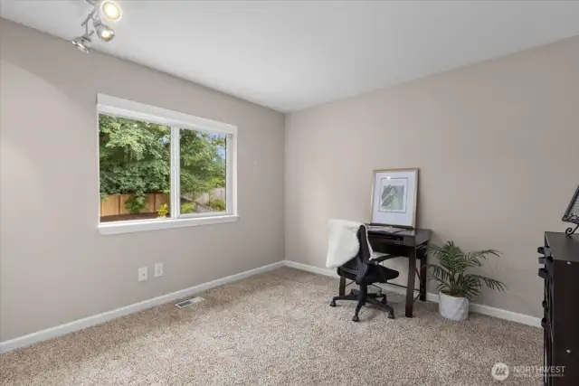 3rd room upstairs, used here as a home office!