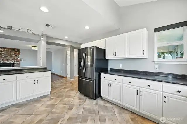 White and bright with fairly new SS appliances