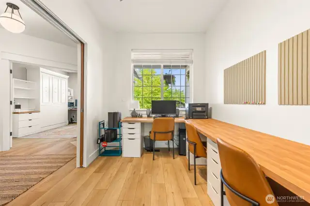 Front Room/Flex Space