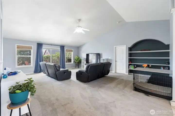 Large living room, main bedroom to the right