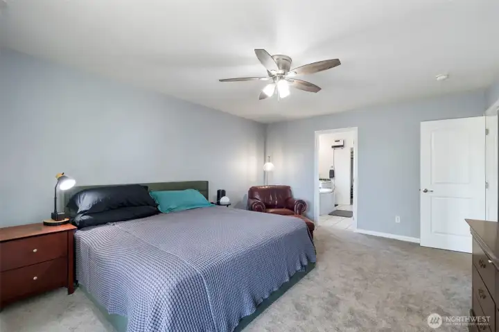 King sized bed with plenty of room leftover.