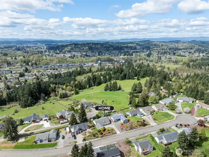 Quiet upkept neighborhood with no HOA'S.