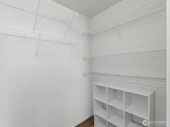 2nd bedroom closet