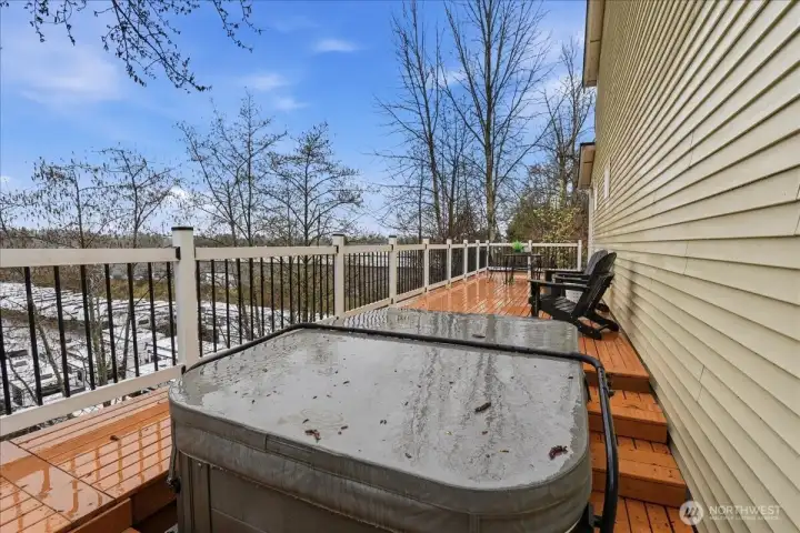 New deck with Cascade Mtn views, hot tub, and plenty of room for your outdoor furniture!