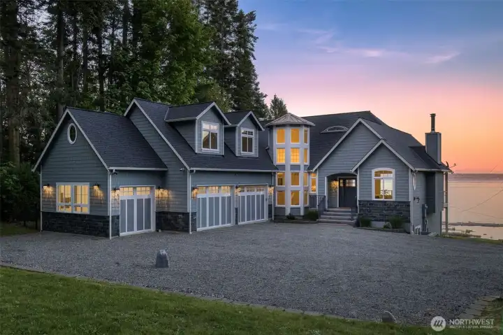 Welcome to 32326 Hoffman Rd NE, Kingston. Your waterfront oasis.