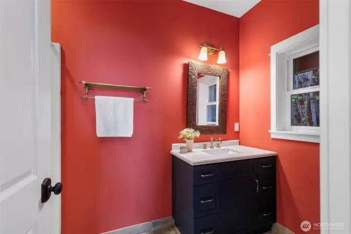 3/4 guest bath on the main floor...shower to the left behind door.