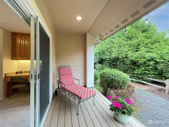 slider to private, covered deck