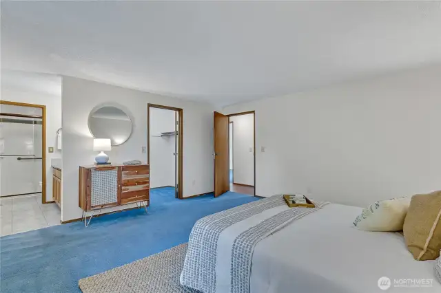 Walk-in-closet on the right side.