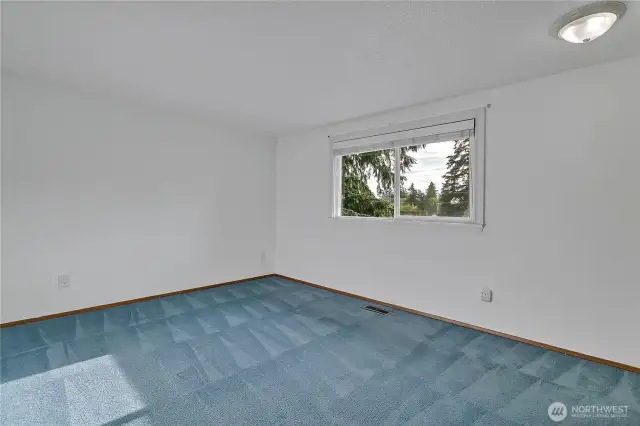 2nd upper level bedroom