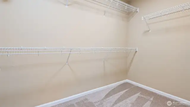 The super large walk-in closet is a total game-changer - spacious enough to keep everything organized and still have room to grow. Whether it’s daily essentials or seasonal favorites, there’s a place for it all, right off your spa-like ensuite.