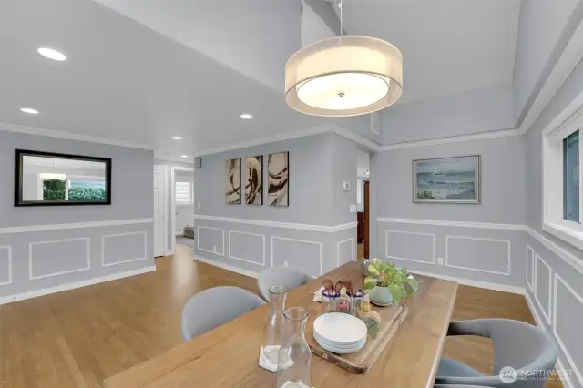 Foyer and dining
