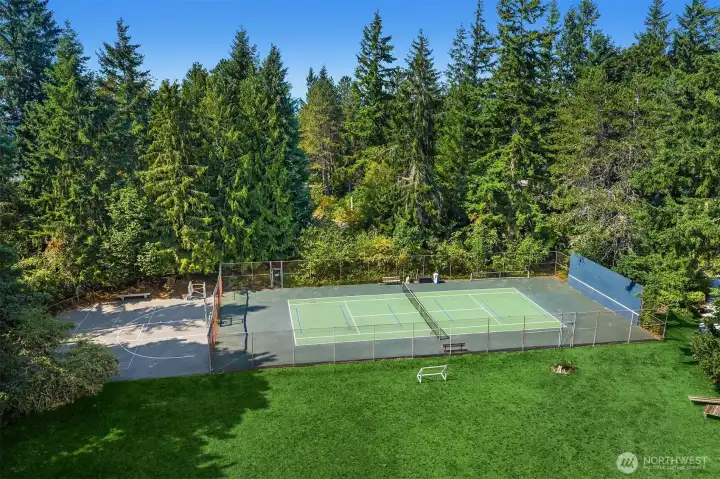 Community tennis and sport court