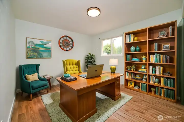 Virtually staged 4th bedroom that can be used as office