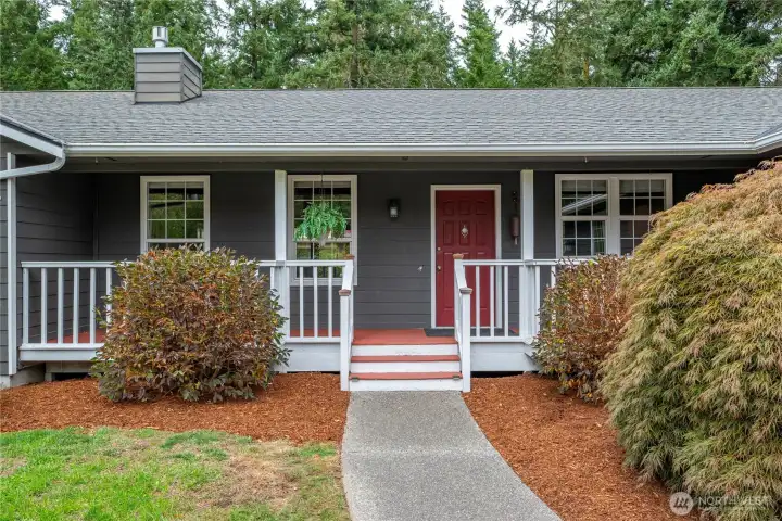 Beautiful large windows throughout the home allow for ample light, bringing the outside in!
