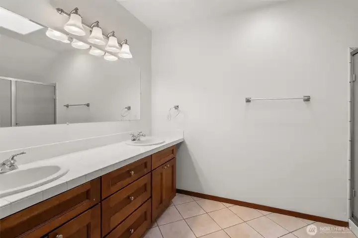 Bedroom 3 ensuite
