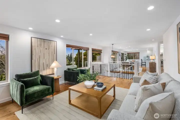 Large windows with tons of natural light!