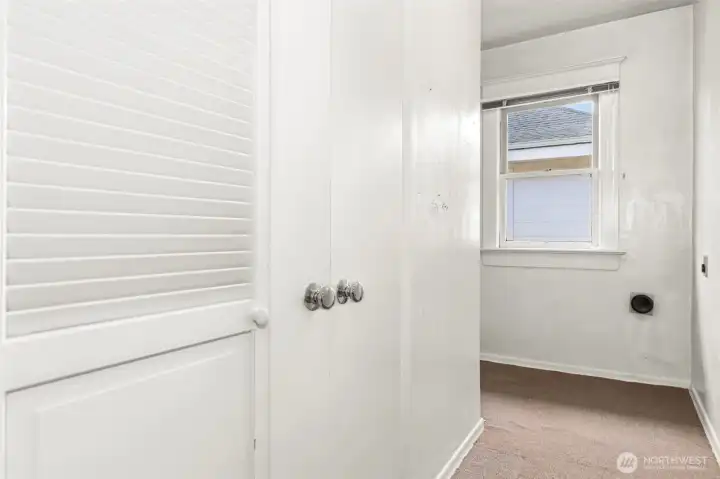 Upper unit laundry area