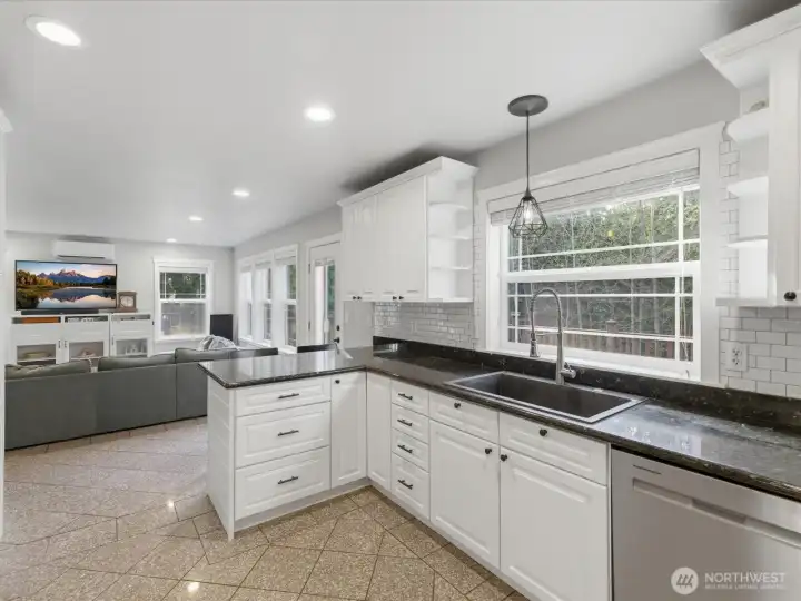 Open kitchen