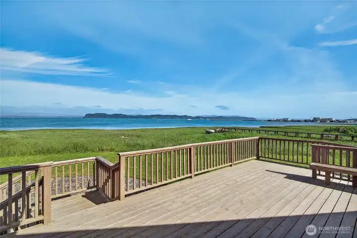 Southeast view deck