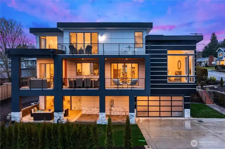 Contemporary new luxury 5bed 5.5bath home w/stunning views in Lower Kennydale Contemporary new luxury 5bed 5.5bath home w/stunning views in Lower Kennydale