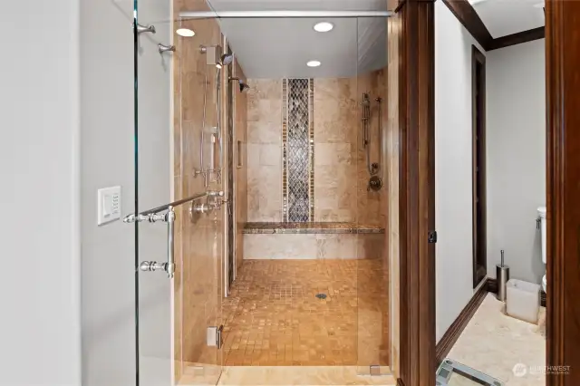 Massive 4-head shower with marble design