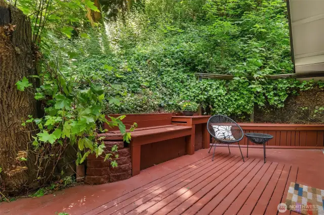 Deck off primary