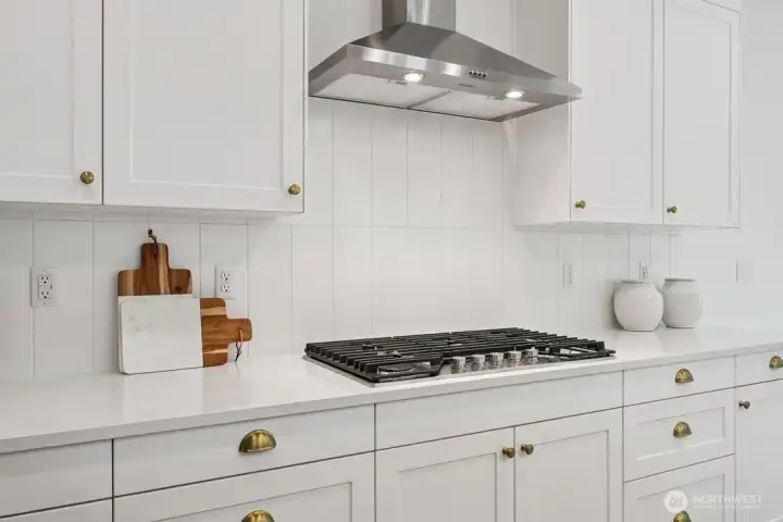 Pictures of Similar Home. Not pictures of actual home. Features, colors, layout may vary.