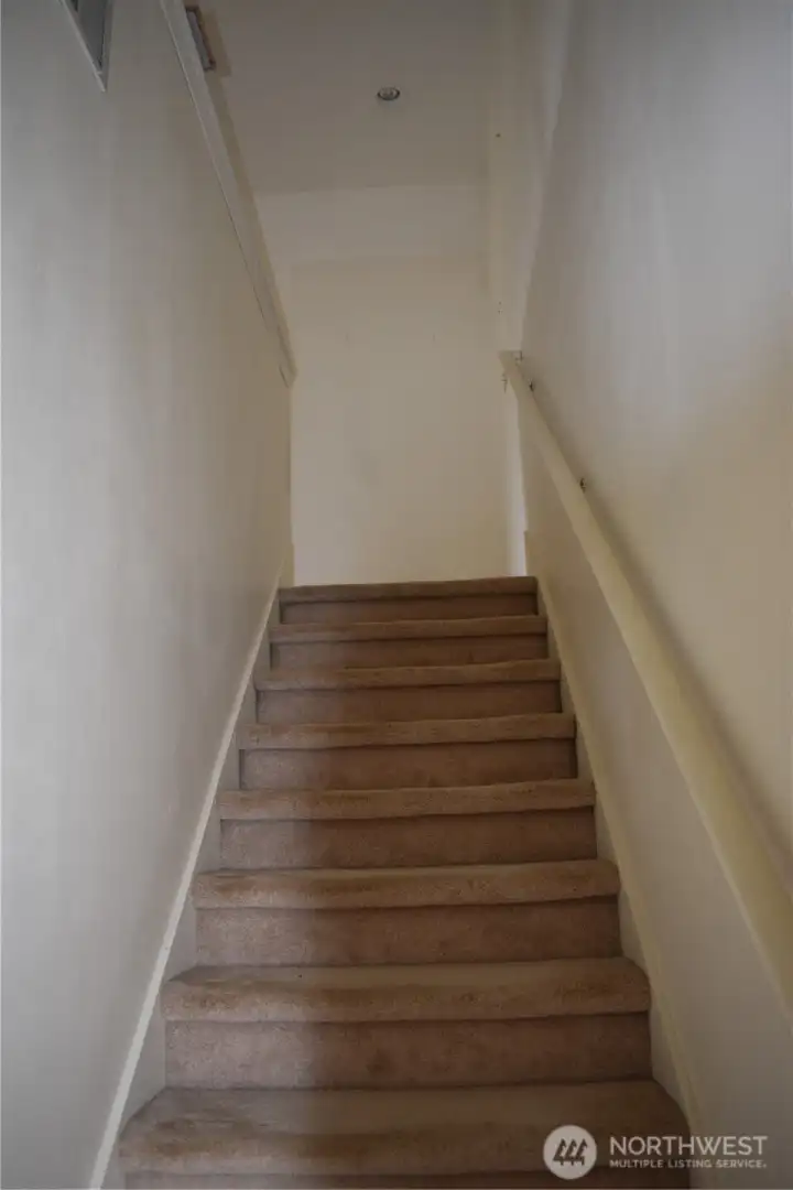 Stairway to Bonus Room