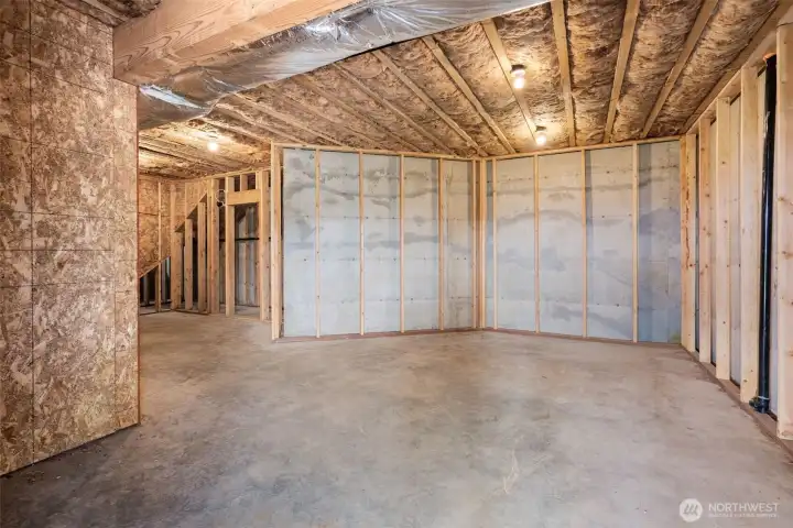 Storage - or finish this space off - Great Possibilities!