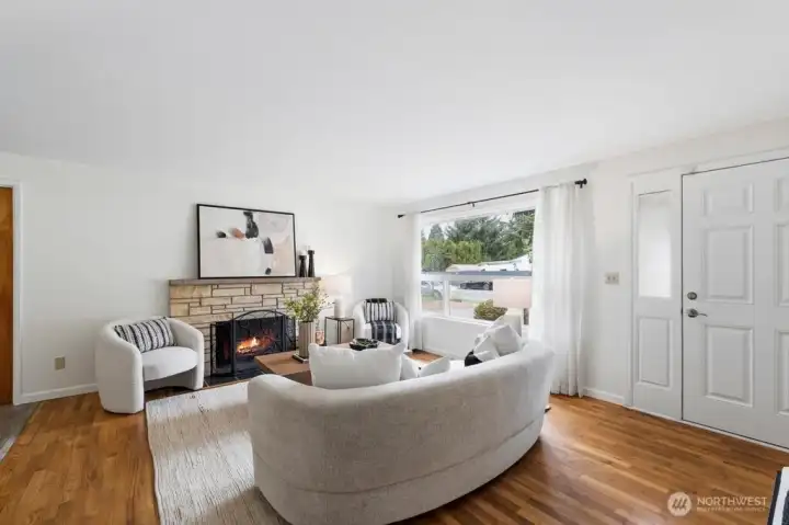 Gas fireplace for cool nights and A/C for warm days