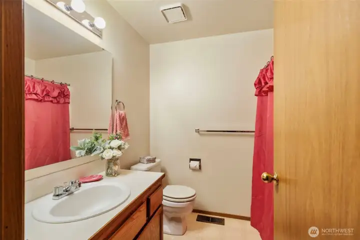 Main bathroom