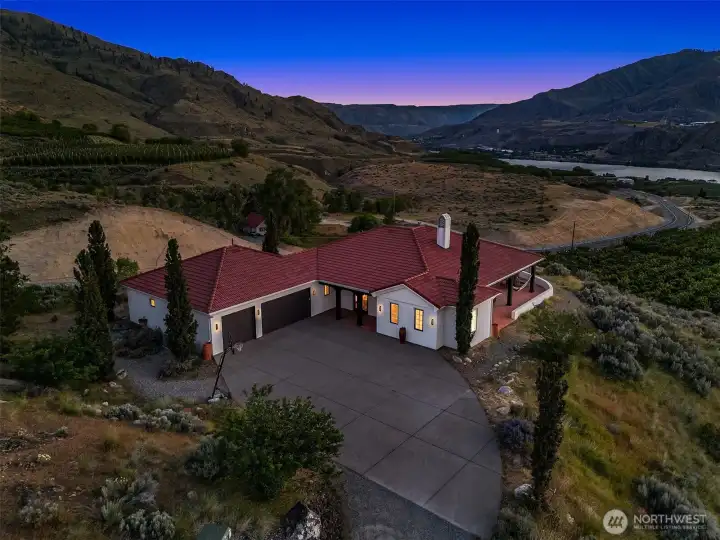Private escape with panoramic views
