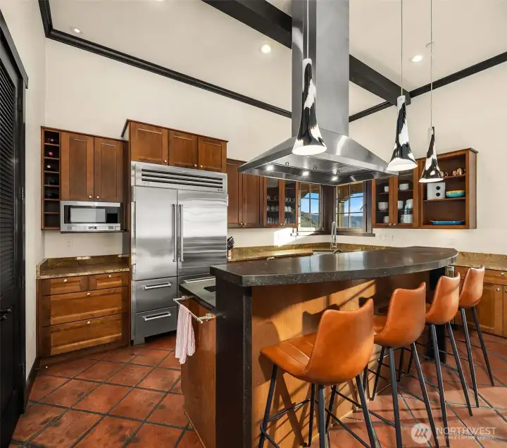 Fully equipped kitchen