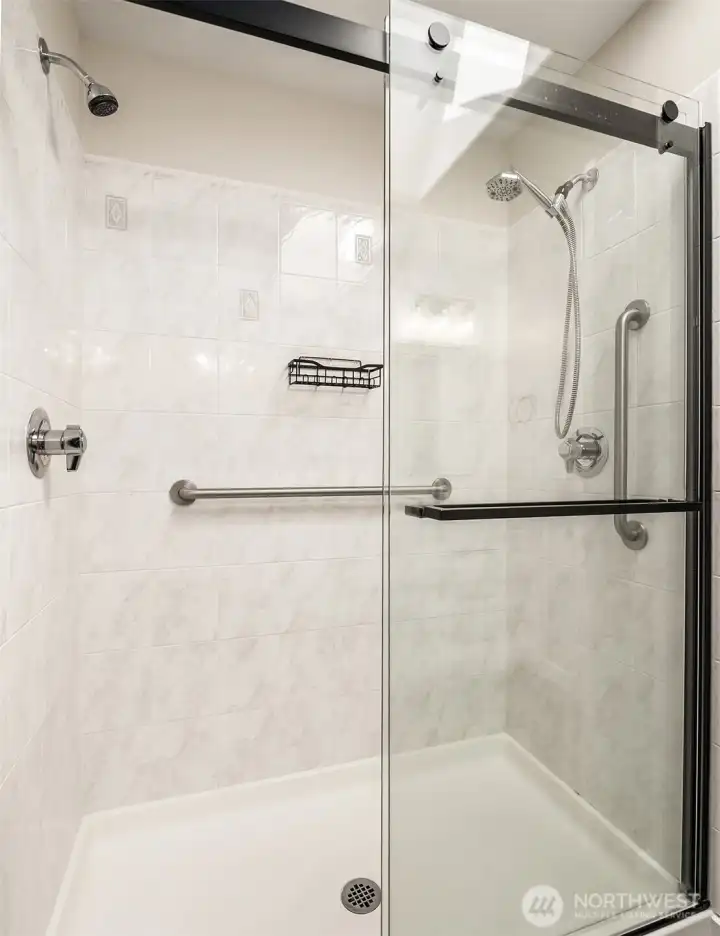 Primary Tiled Shower w New Door / Trim Renovated