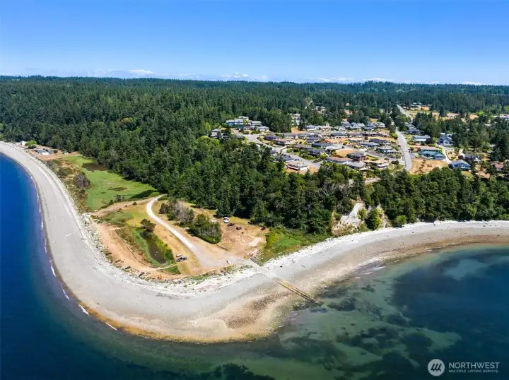 Walking Distance to Onamac Community Beach - Private to the Community Members and Their Guests