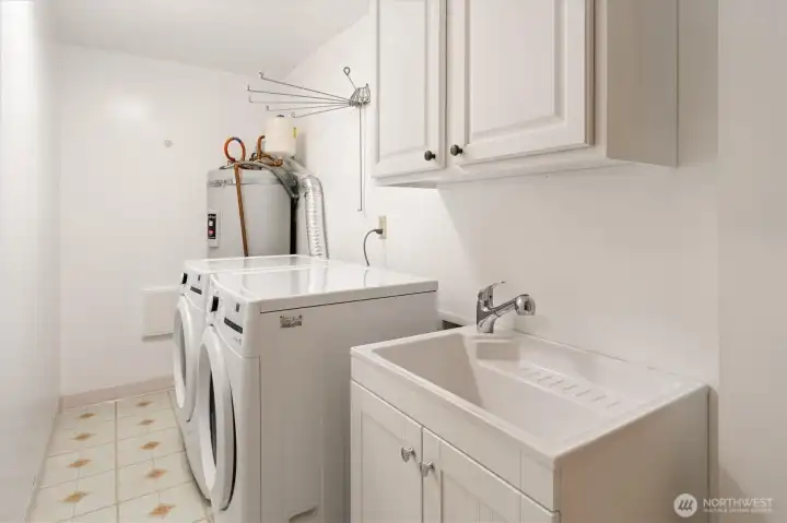 The lower level laundry room is spacious, feautres a utility sink and the washer and dryer are included. The lower level laundry room is spacious, feautres a utility sink and the washer and dryer are included.
