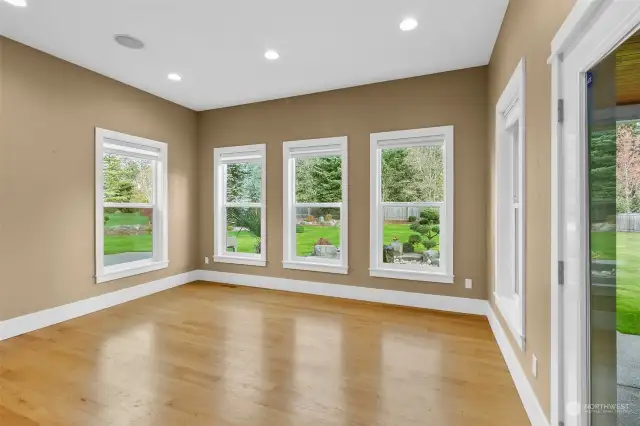 Cheerful Dining Space