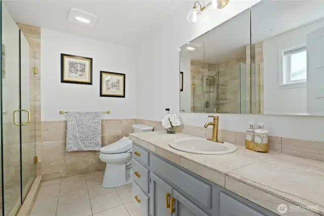 Primary Ensuite.