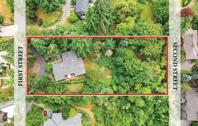 Lot extends from 1st to 2nd Street.