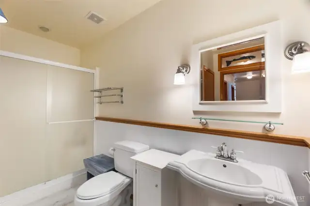 Lower level bath
