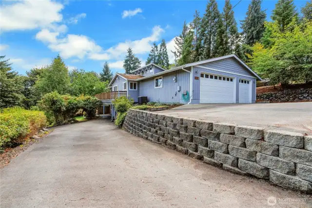Lower parking and driveway to 2nd lot