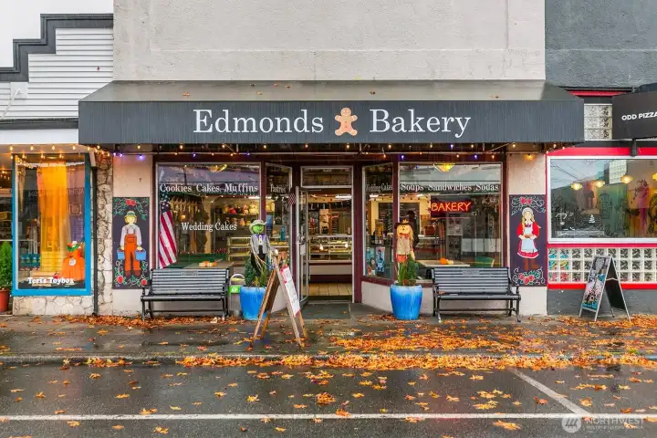 Charming storefronts and long-standing local favorites add to Edmonds’ character.