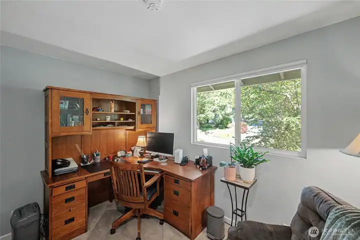3rd bedroom/office.