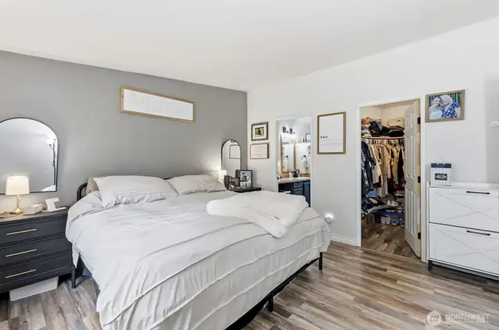 Spacious primary with walk in closet