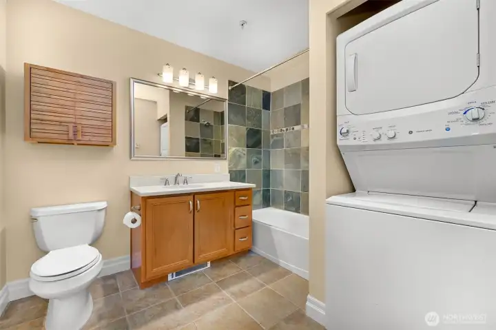Spacious bathroom