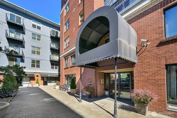 Secure entryway